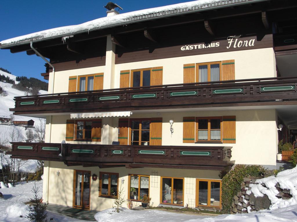 Hotel-Pension Flora Saalbach-Hinterglemm Ngoại thất bức ảnh